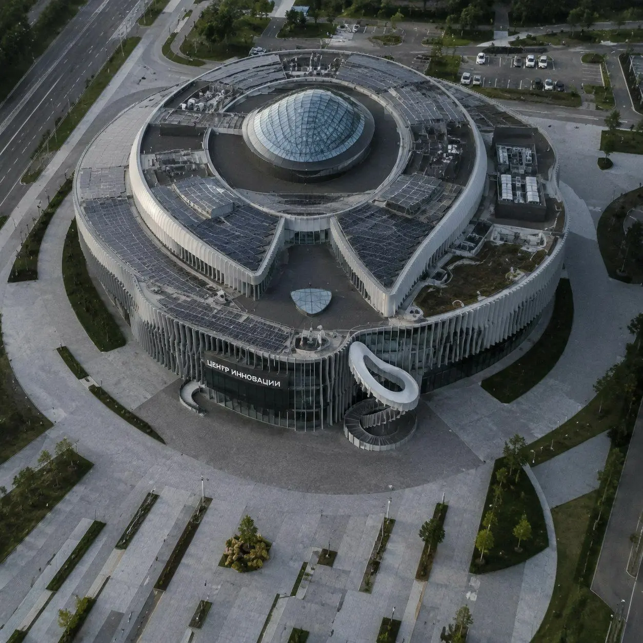 Мэрия и флаг Lesya City